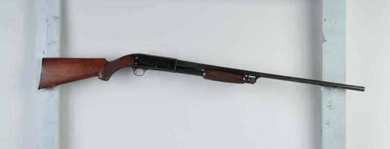 Appraisal: Ithaca Model Featherlight Shotgun Description GA Barrel length Chambered for