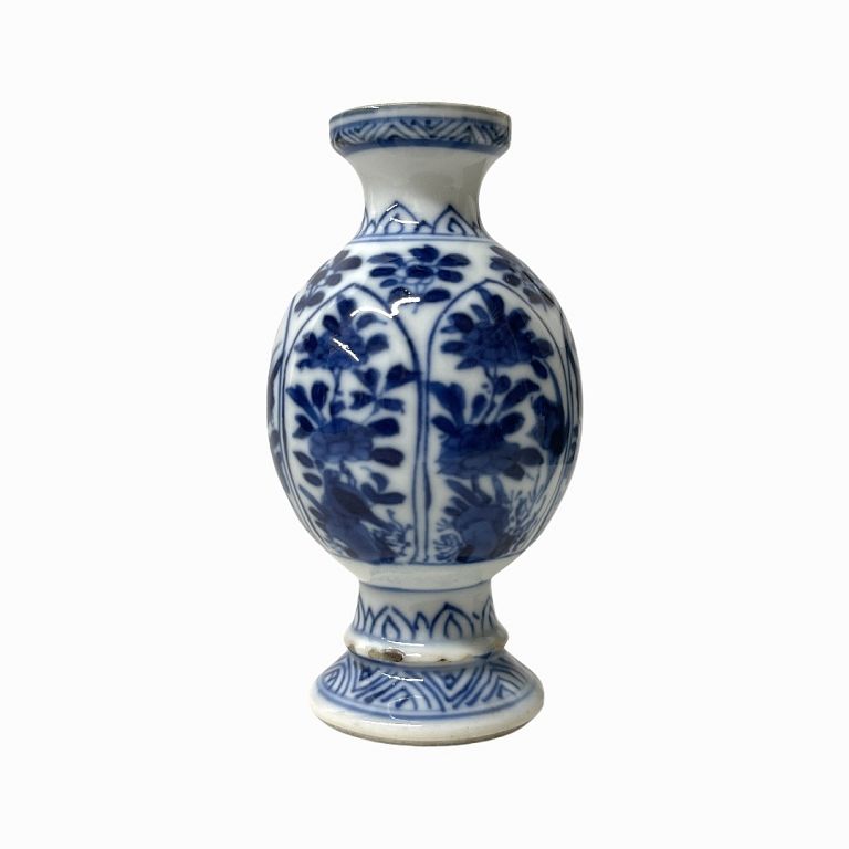 Appraisal: Floral-Pattern Chinese Vase Floral-Pattern Chinese Vase Measures Inches High x