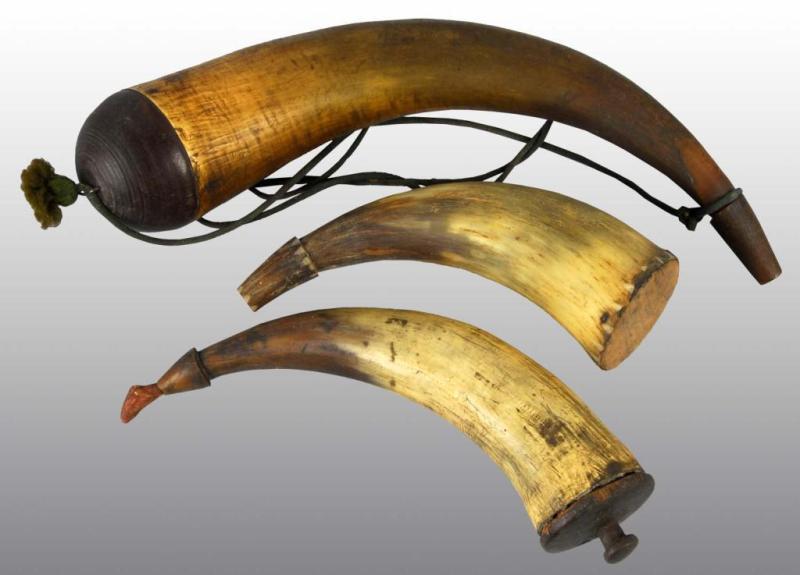 Appraisal: Lot of Gun Powder Horns Condition Excellent Size Largest L