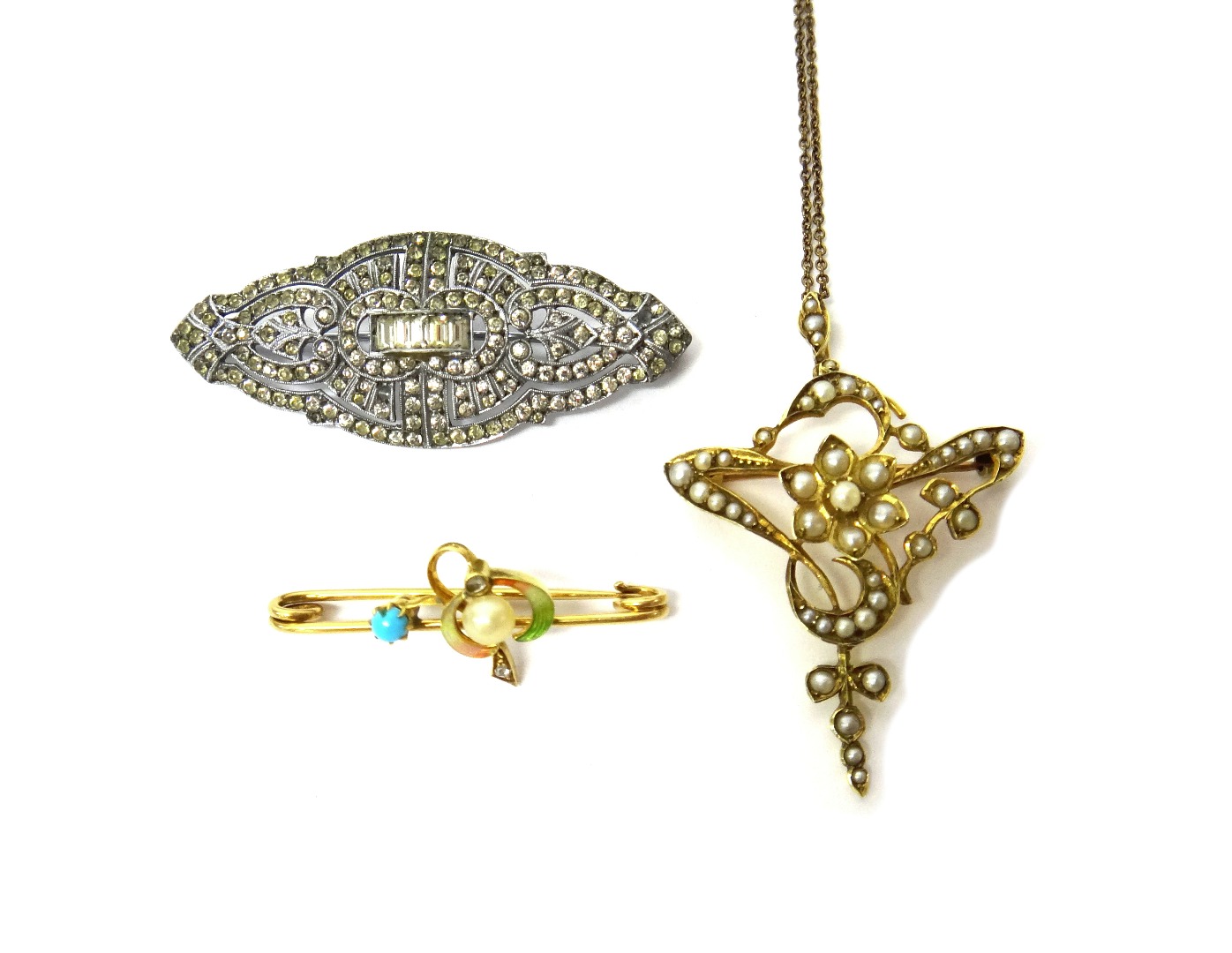 Appraisal: A gold and seed pearl set pendant brooch in a