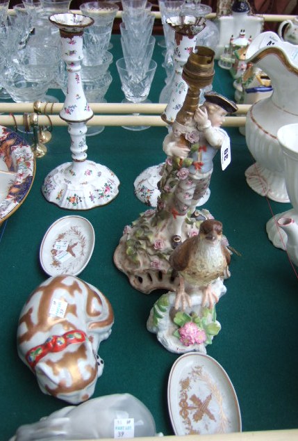 Appraisal: A quantity of ceramics including a Continental porcelain rabbit a