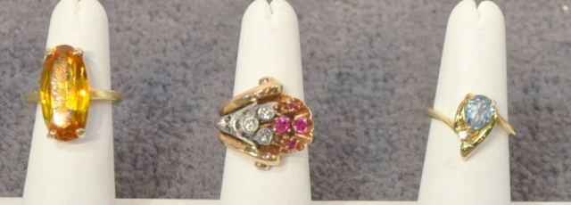 Appraisal: Two Ladies RingsBoth test K One has mm x mm