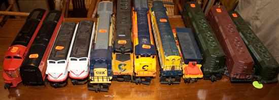 Appraisal: Five Williams diesel locomotives K-Line diesel locomotive and dummy miscellaneous