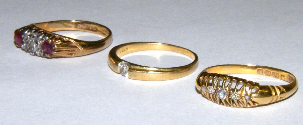 Appraisal: Two ct diamond set rings and a three stone ring