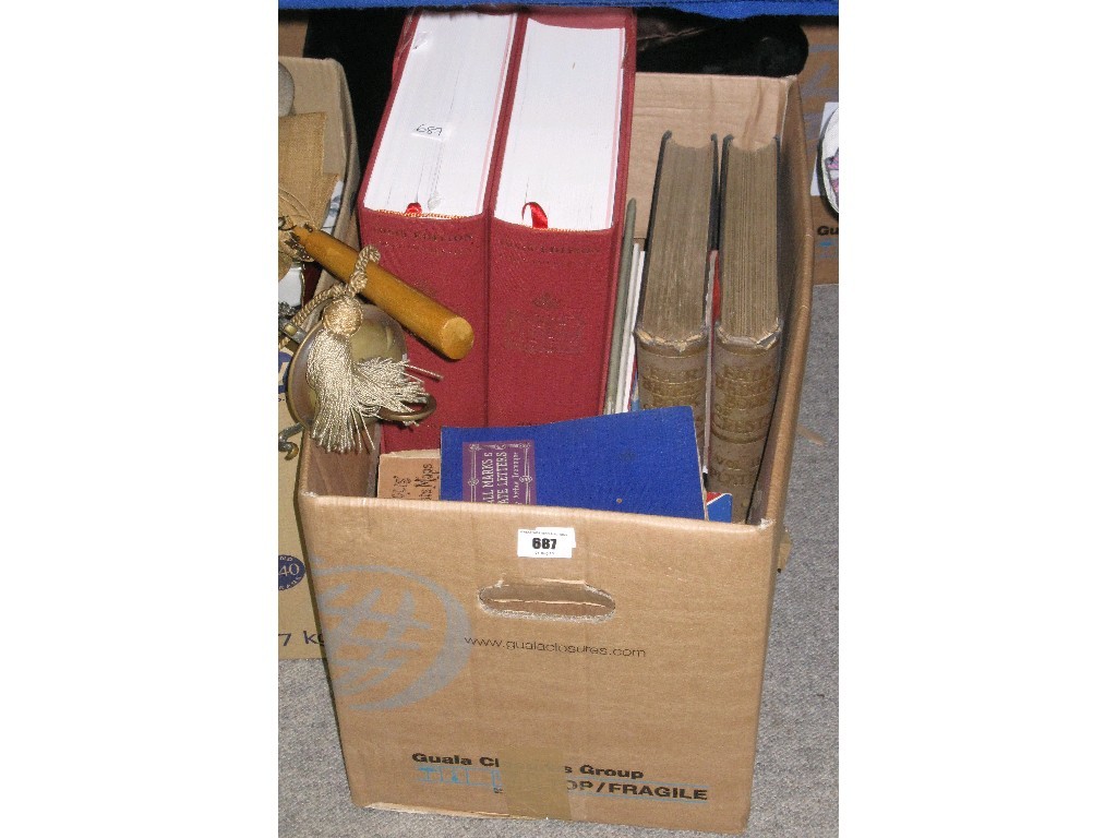 Appraisal: Box of books