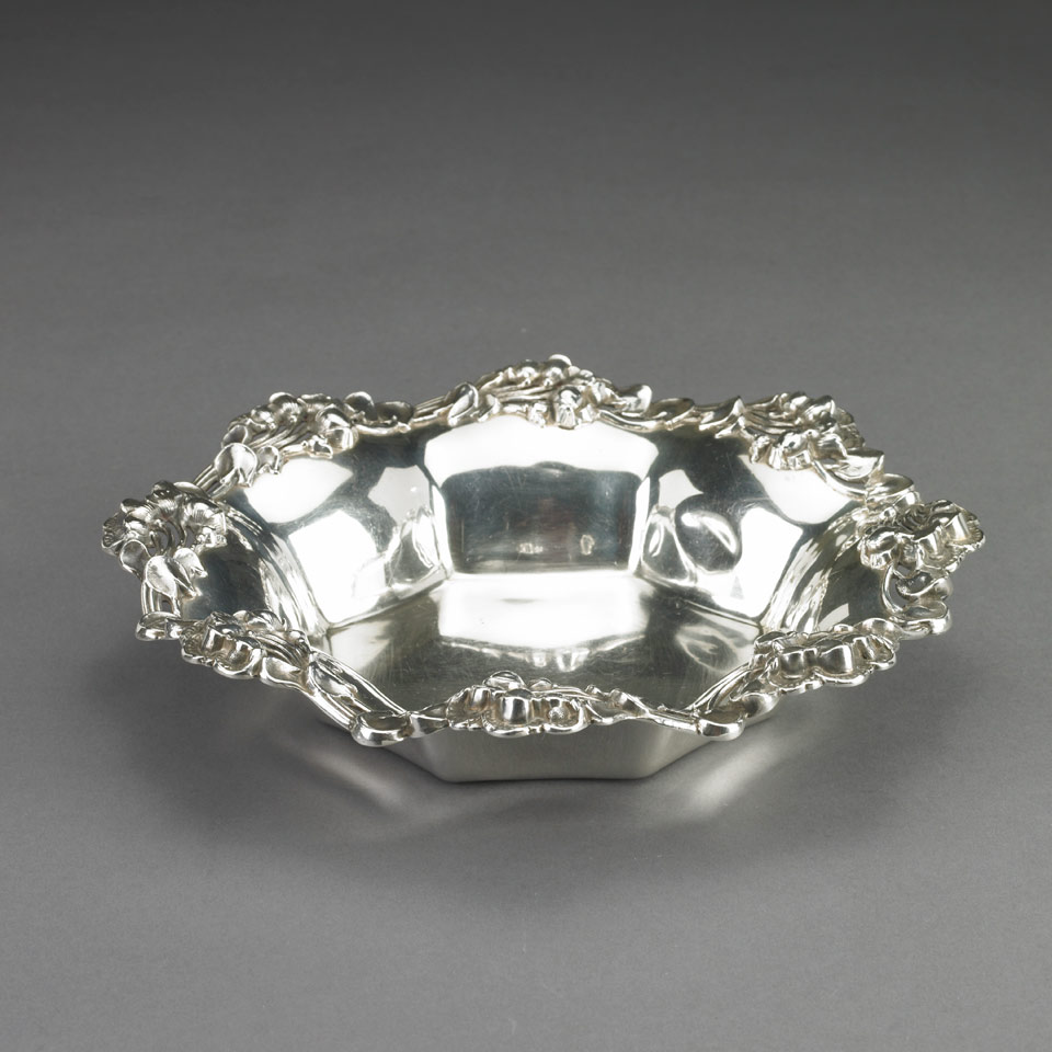 Appraisal: American Silver Octagonal Berry Bowl Fuchs amp Biederhase New York