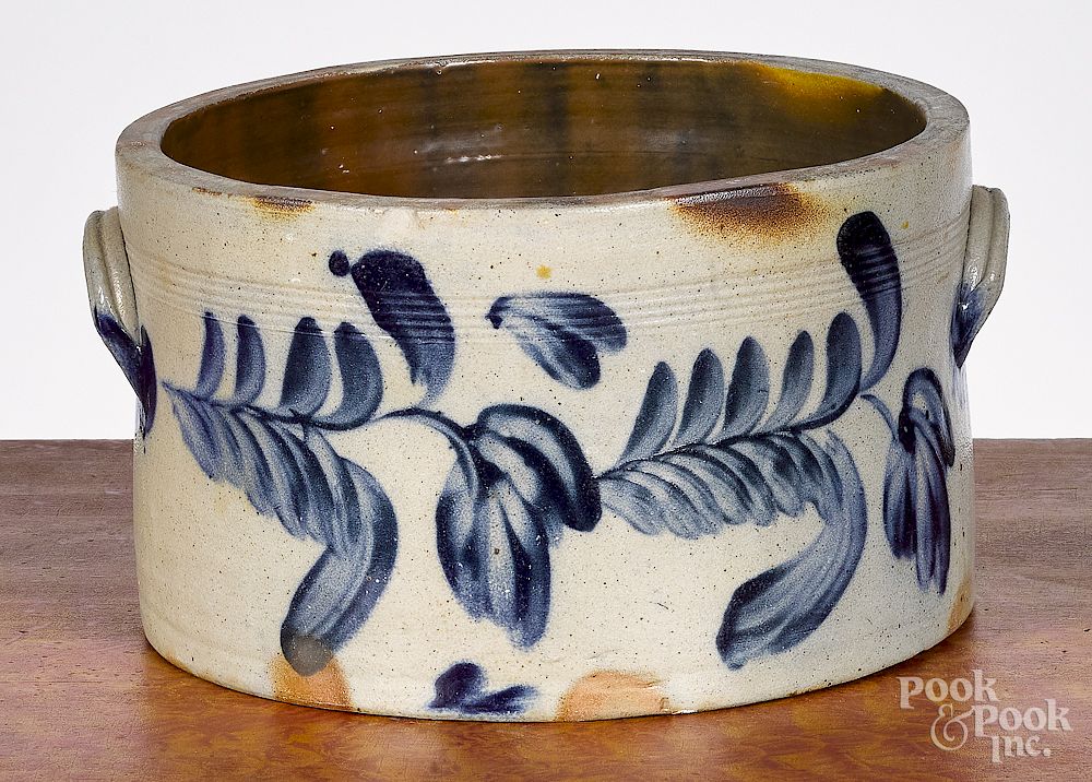 Appraisal: Pennsylvania Remmey-type stoneware cake crock Pennsylvania Remmey-type stoneware cake crock