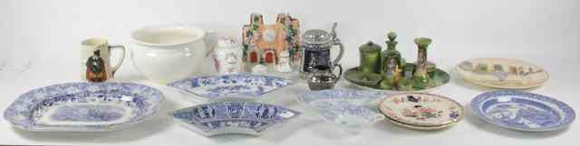 Appraisal: A quantity of household ceramics including a Vienna cabaret set