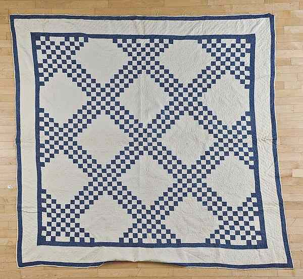 Appraisal: Two pieced Irish chain quilts th c