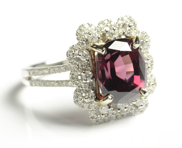 Appraisal: RHODOLITE GARNET AND DIAMOND RING The k white gold ring