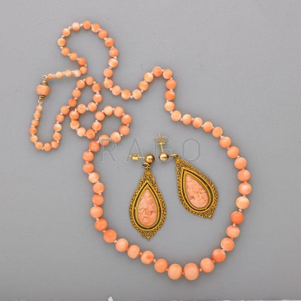 Appraisal: CORAL AND GOLD JEWELRY Condition Report