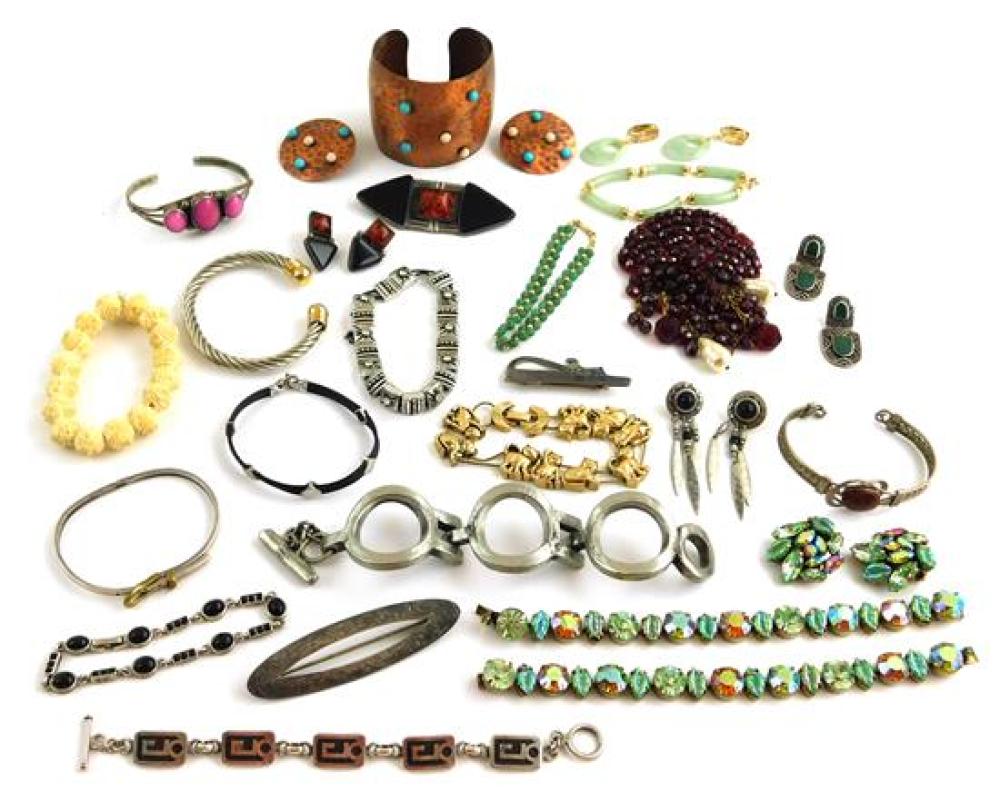 Appraisal: Costume jewelry pieces including sterling items of interest include Navajo