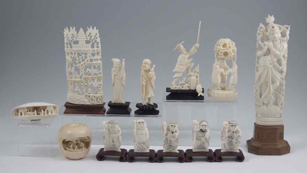 Appraisal: ESTATE COLLECTION PIECES OF CARVED IVORY To include Apple form