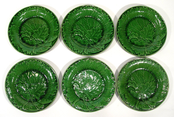 Appraisal: Six Victorian Majolica greenleaf plates each cm diameter