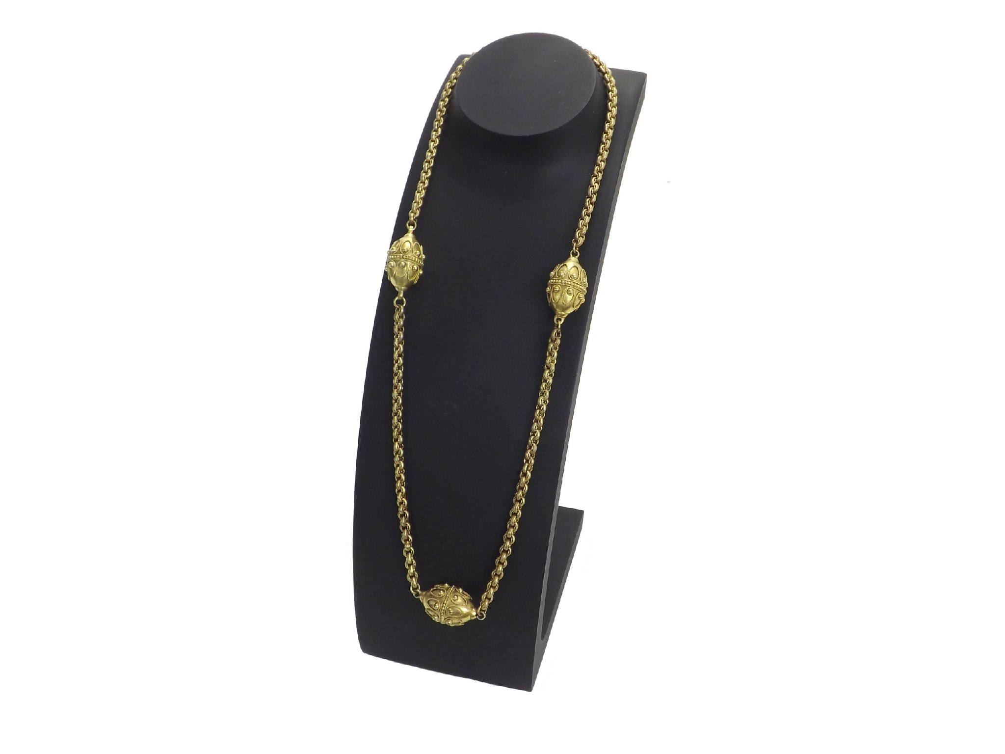 Appraisal: Good ct yellow gold fancy link necklet with three ovals