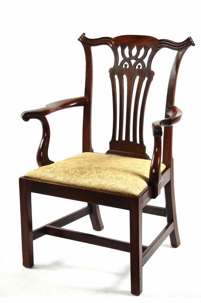 Appraisal: ARM CHAIR - Ca - fine Chippendale mahogany arm chair