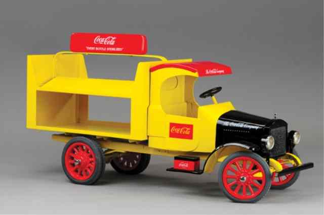 Appraisal: NEW ERA COCA-COLA DELIVERY TRUCK Contemporary No made in great