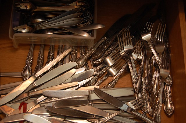 Appraisal: A COLLECTION OF ASSORTED STAINLESS STEEL FLATWARE