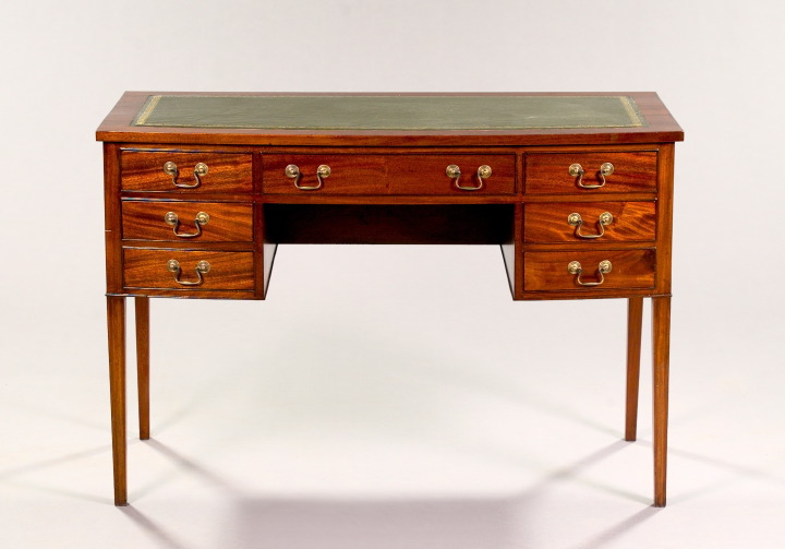 Appraisal: Hepplewhite-Style Mahogany Writing Desk the top with an inset gilt-tooled