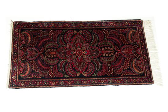 Appraisal: ORIENTAL RUG Ca Sarouk Bold feathered design on a deep