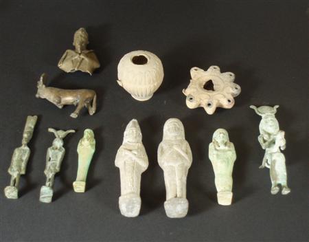 Appraisal: A small group of Egyptian and Roman antiquities comprising figures