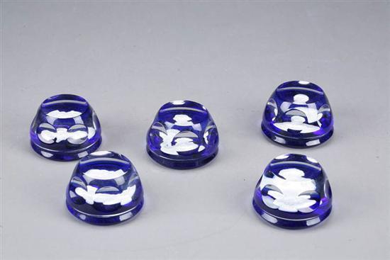 Appraisal: FIVE C R D'ALBRET PAPERWEIGHTS From The Franklin Mint Cameos