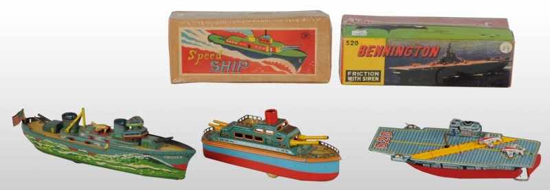 Appraisal: Lot of Tin Litho Boat Friction Toys Description Japanese Working