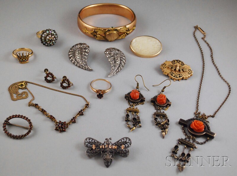 Appraisal: Small Group of Assorted Mostly Antique Jewelry including a kt