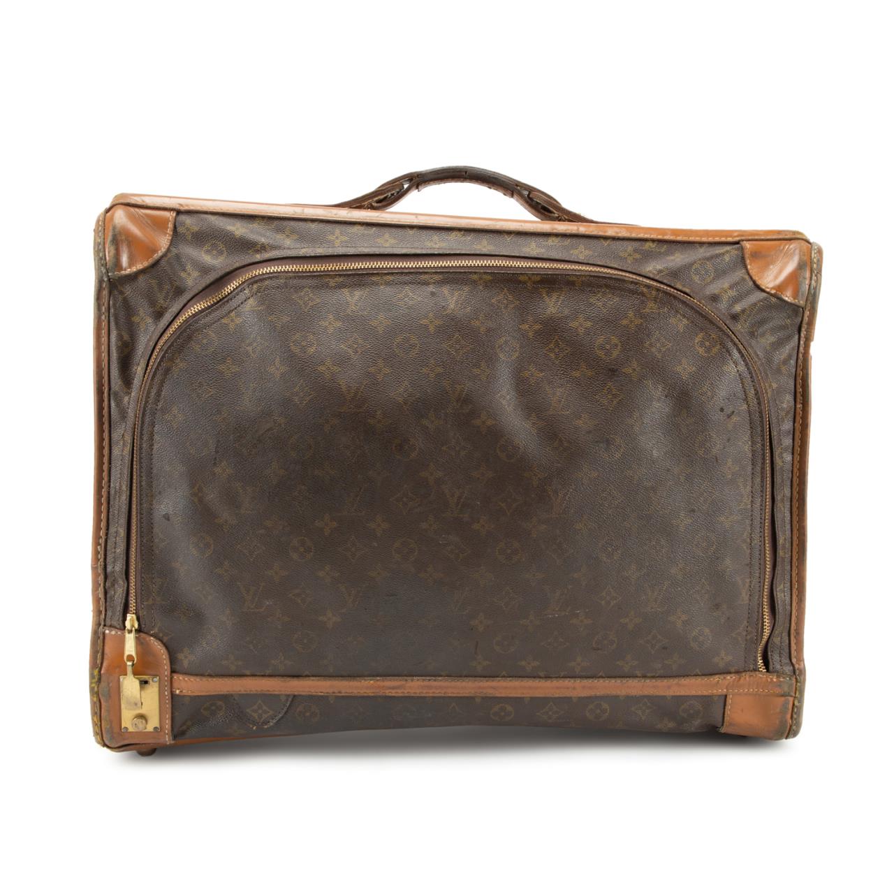 Appraisal: VINTAGE LOUIS VUITTON 'PULLMAN' SUITCASE Vintage Louis Vuitton 'Pullman' suitcase