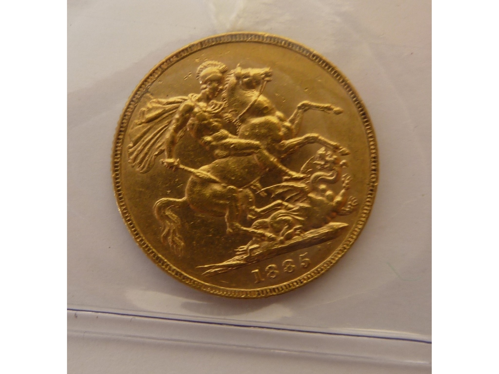 Appraisal: A QUEEN VICTORIA GOLD SOVEREIGN extra fine