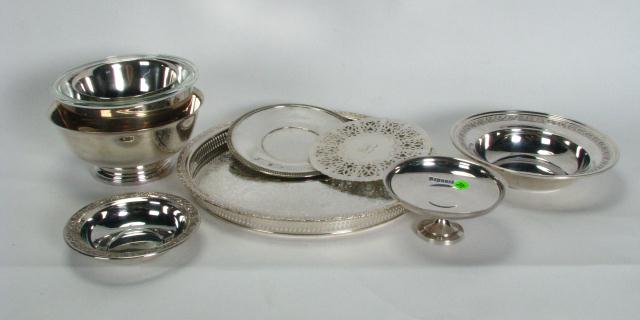 Appraisal: Group of silverplate serving items including pedestal bowls pedestal dish