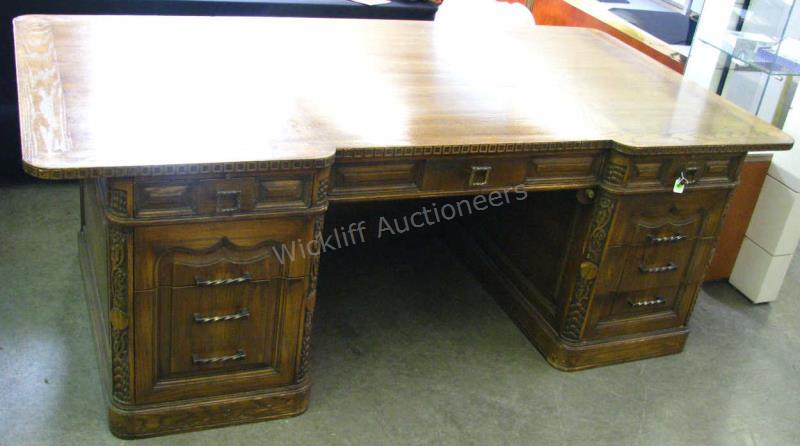 Appraisal: Romweber Viking Oak executive desk R- with overhang top highly