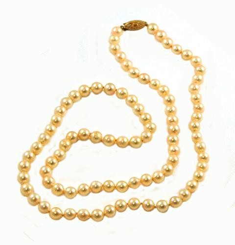 Appraisal: PEARL AND FOURTEEN KARAT GOLD NECKLACE strung with well matched