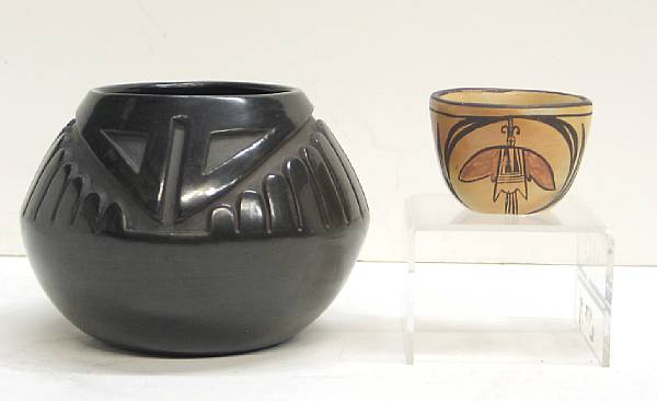 Appraisal: Two Pueblo pottery jars Both unsigned one a Santa Clara