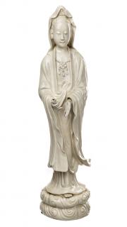 Appraisal: A SOFT PASTE FIGURE OF GUANYIN A SOFT PASTE FIGURE