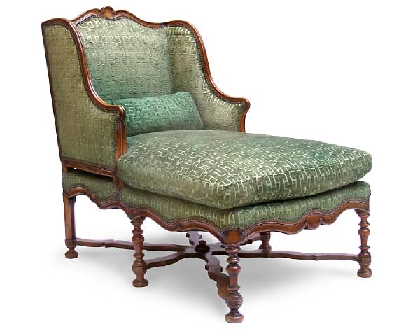 Appraisal: A Louis XIV style walnut chaise longue The shaped back