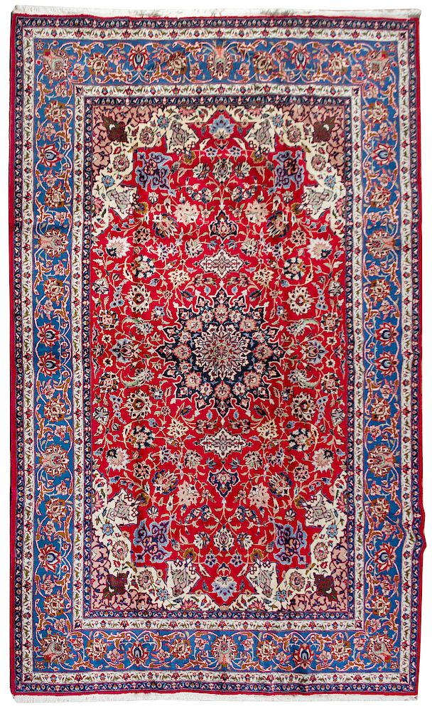 Appraisal: A Sarouk Wool Rug A Sarouk Wool Rug th Century