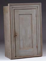 Appraisal: ONE DOOR WALL CUPBOARD IN GRAY PAINT Grayish-green painted cupboard