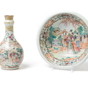 Appraisal: A Chinese Export Porcelain Bottle and Basin Late th Early