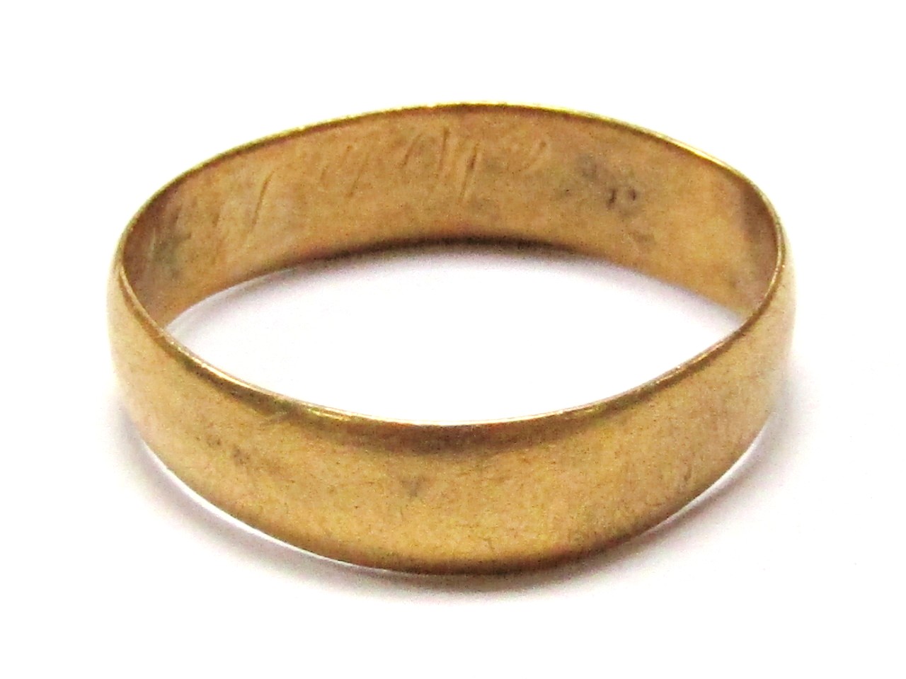 Appraisal: A ct gold wedding band size M g