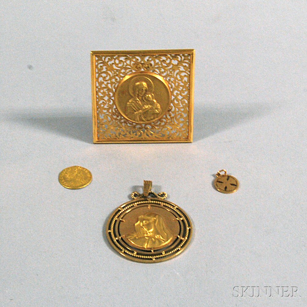 Appraisal: Small Group of Gold Jewelry and Items a small kt