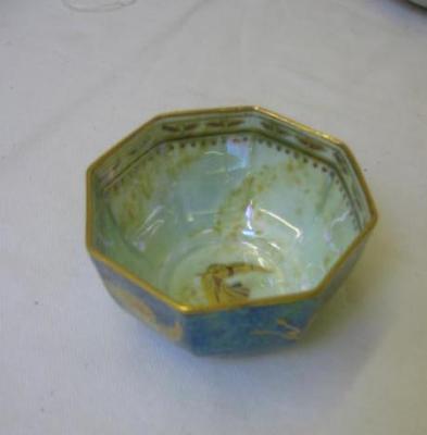 Appraisal: A WEDGWOOD LUSTRE BOWL of octagonal form gilded with birds