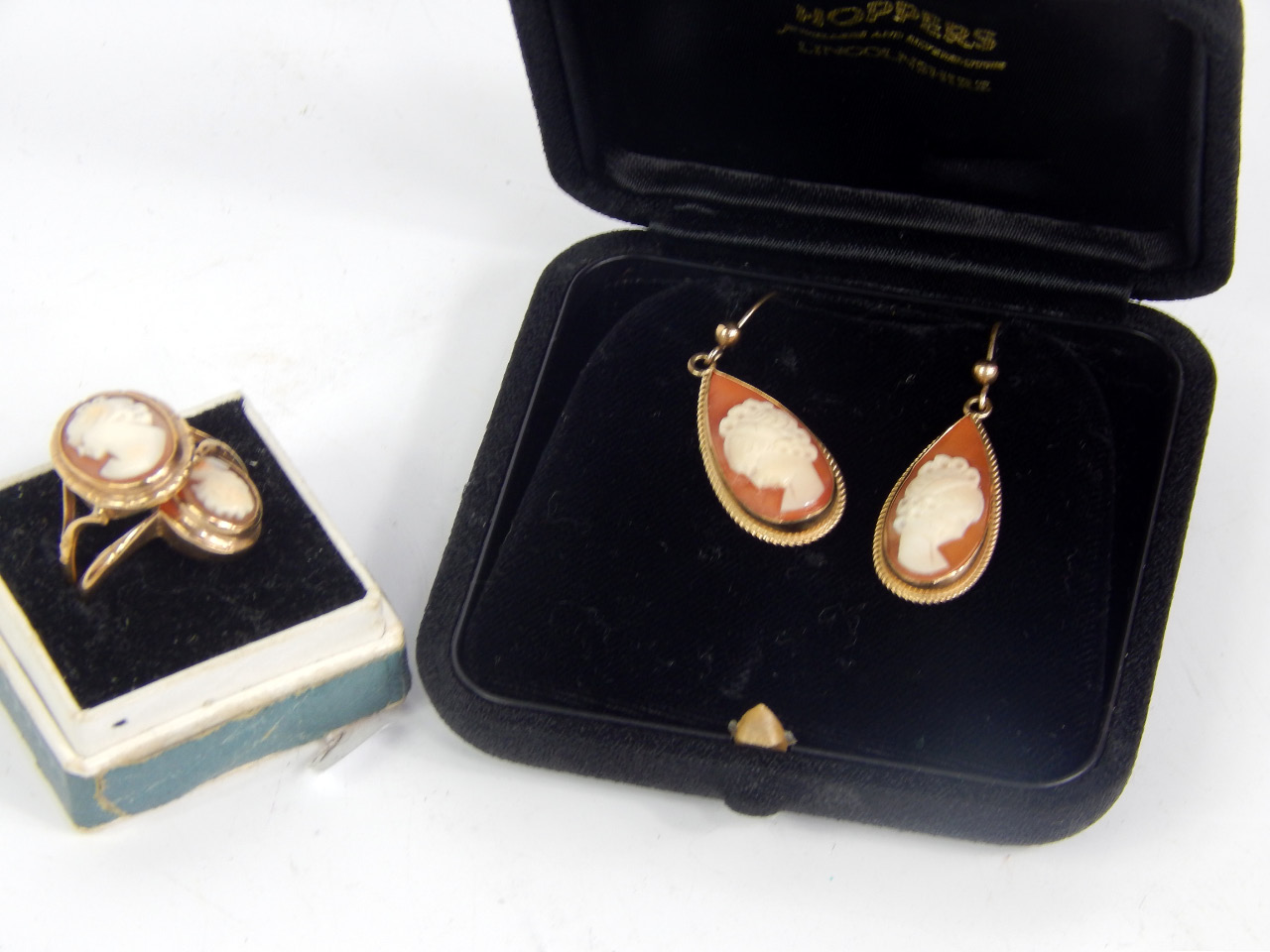 Appraisal: Two ct gold cameo rings bust portraits of a lady