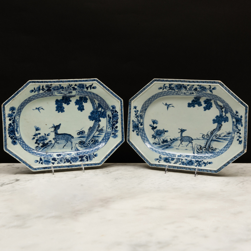 Appraisal: Pair of Chinese Export Blue and White Porcelain Platters Unmarked