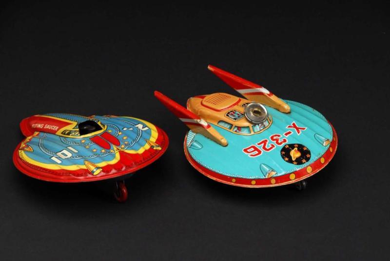 Appraisal: Lot of Spaceship Toys Description English and Japanese Both are