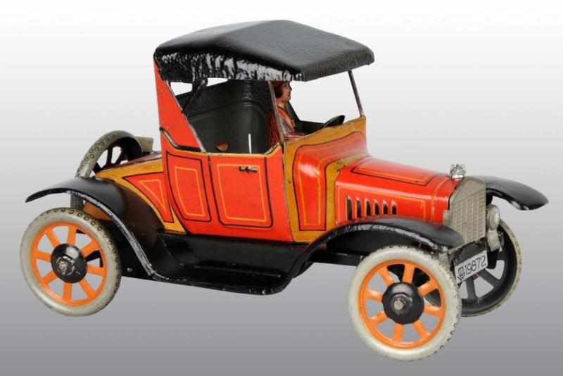 Appraisal: Tin Bing Soft Top Coupe Automoble Wind-Up Toy Description German