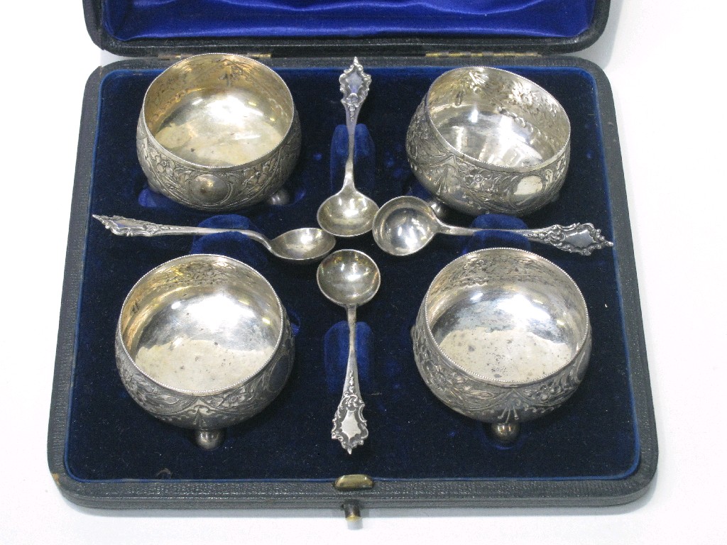 Appraisal: Cased set of four Victorian silver salts with servers Birmingham