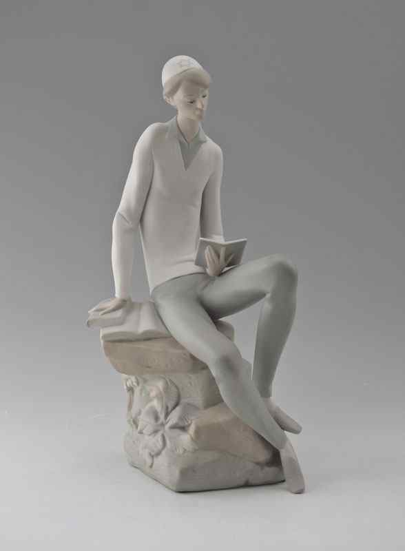 Appraisal: LLADRO PORCELAIN FIGURINE HEBREW STUDENT Juan Huerta designer matte finish