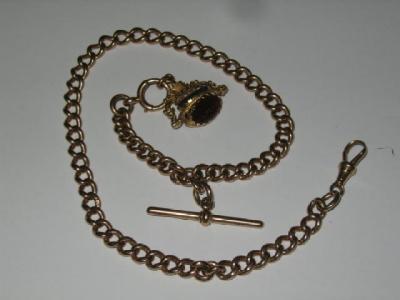 Appraisal: A CT GOLD ALBERT the uniform curb link hanging with