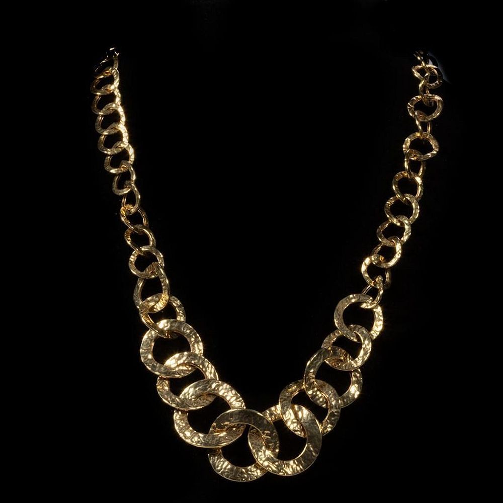 Appraisal: k gold hollow link necklace designed with tapering textured round